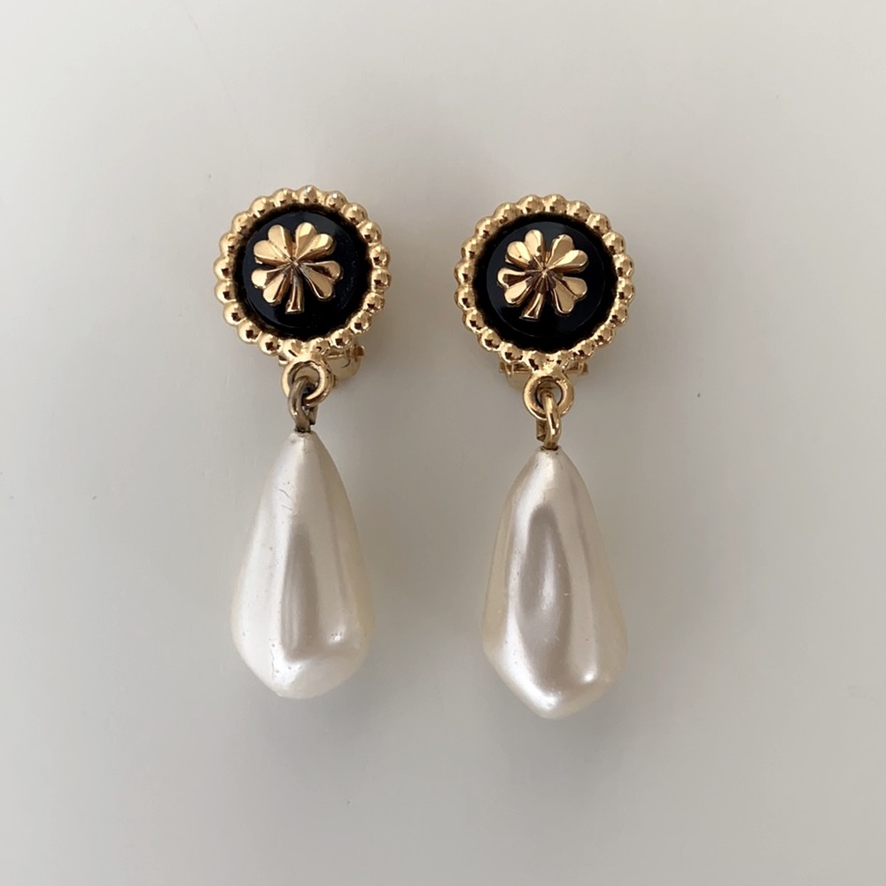 Chanel Earrings (Vintage)